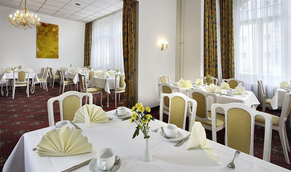 Grand City Hotel Berlin Zentrum Restoran foto